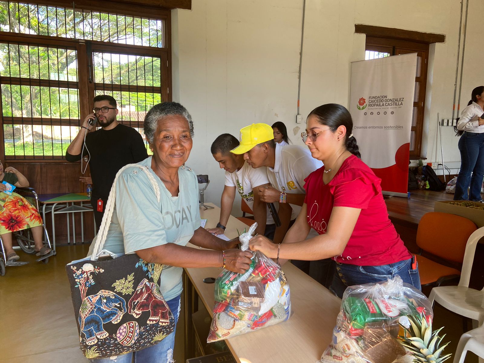 ALDEAS entregó ayudas alimentarias a 240 familias afectadas por temporada de lluvias en Valle y norte del Cauca